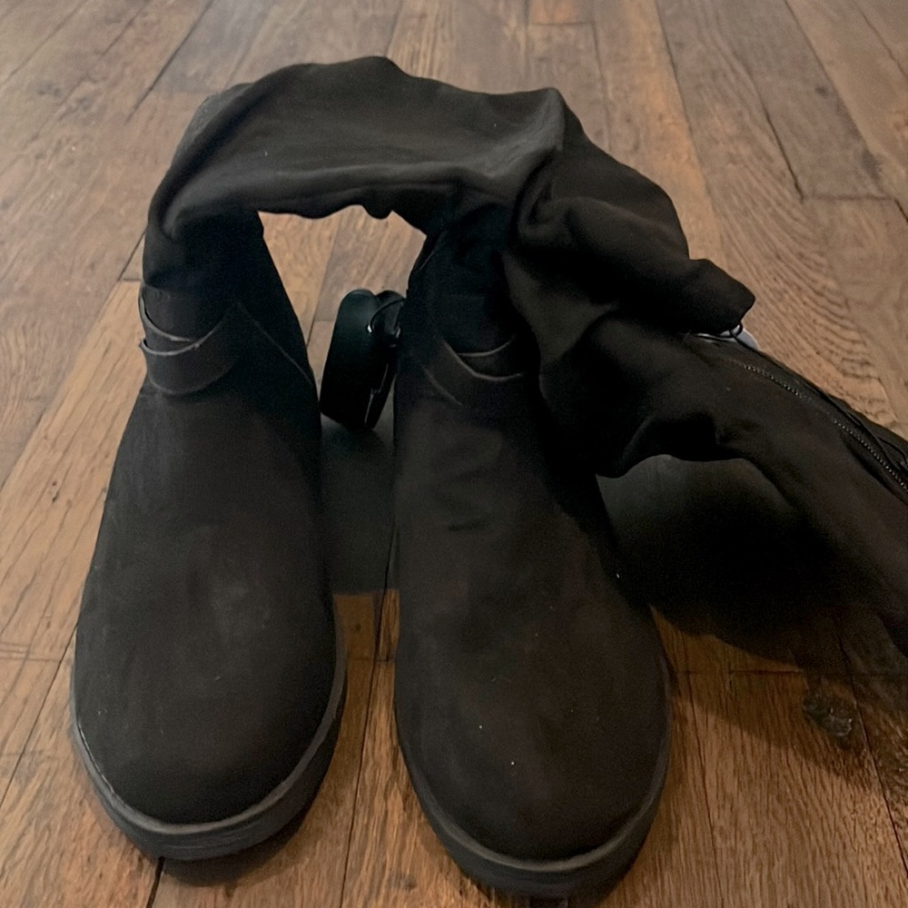 Black boots
